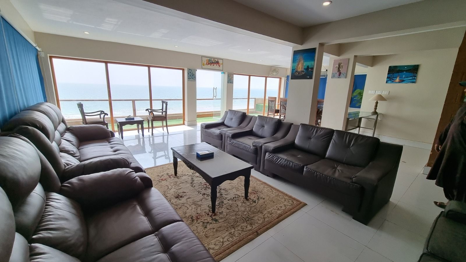 The Beach Hut A-18 gallery photo 4