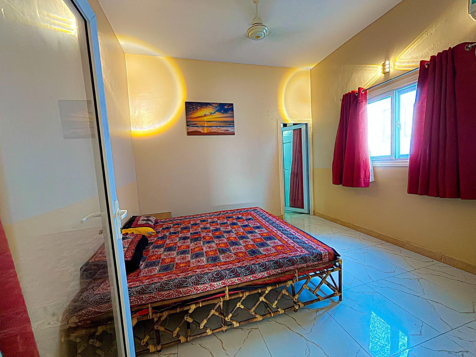 The Bayfront Beach Hut B-2 – Double-Story gallery photo 3