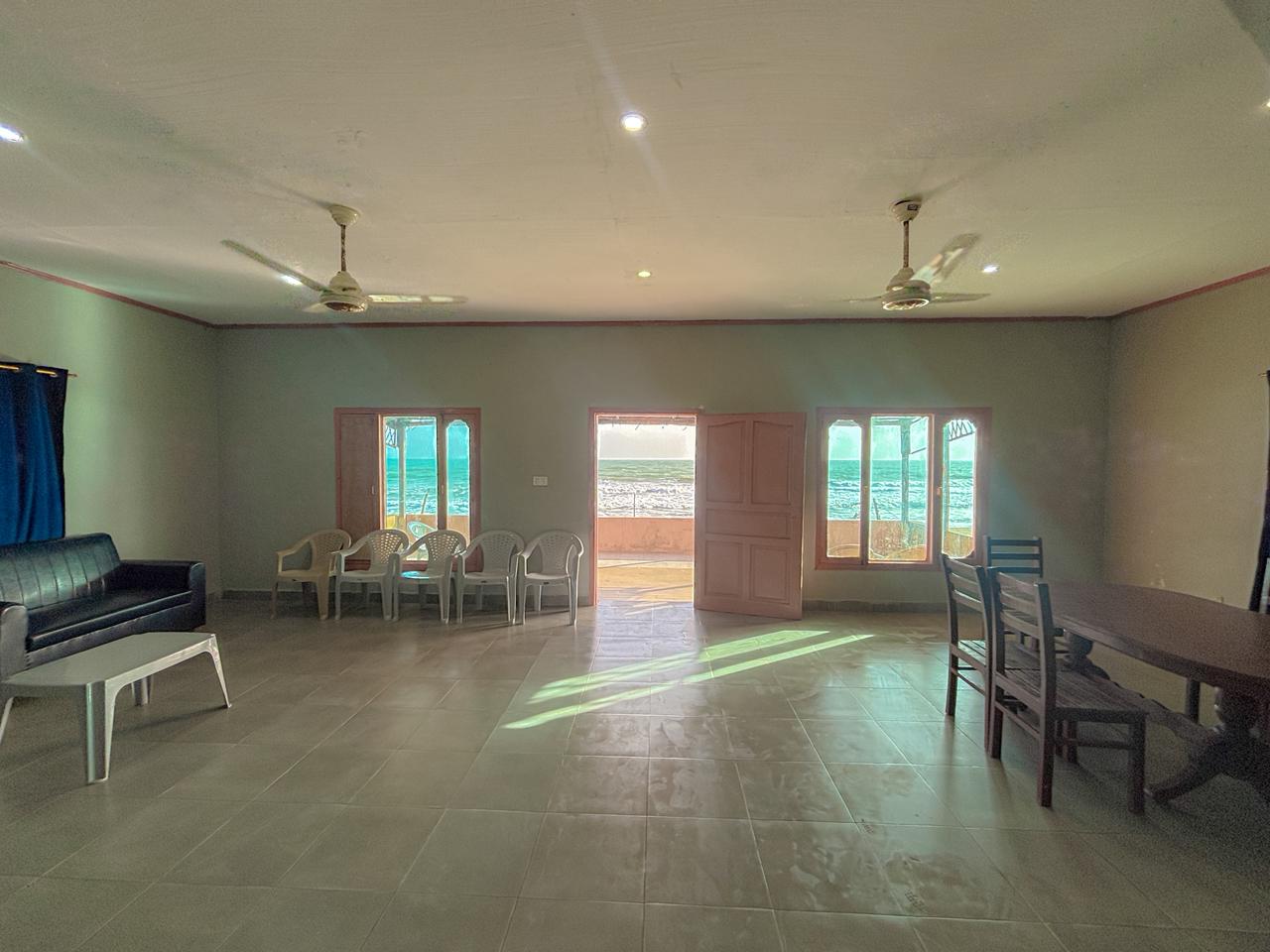 The Beach Hut N-34 gallery photo 5