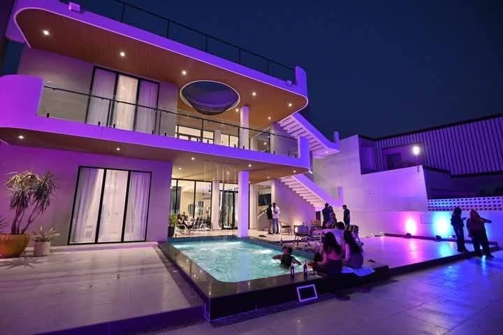 The Shore Beach House A-60 gallery photo 1