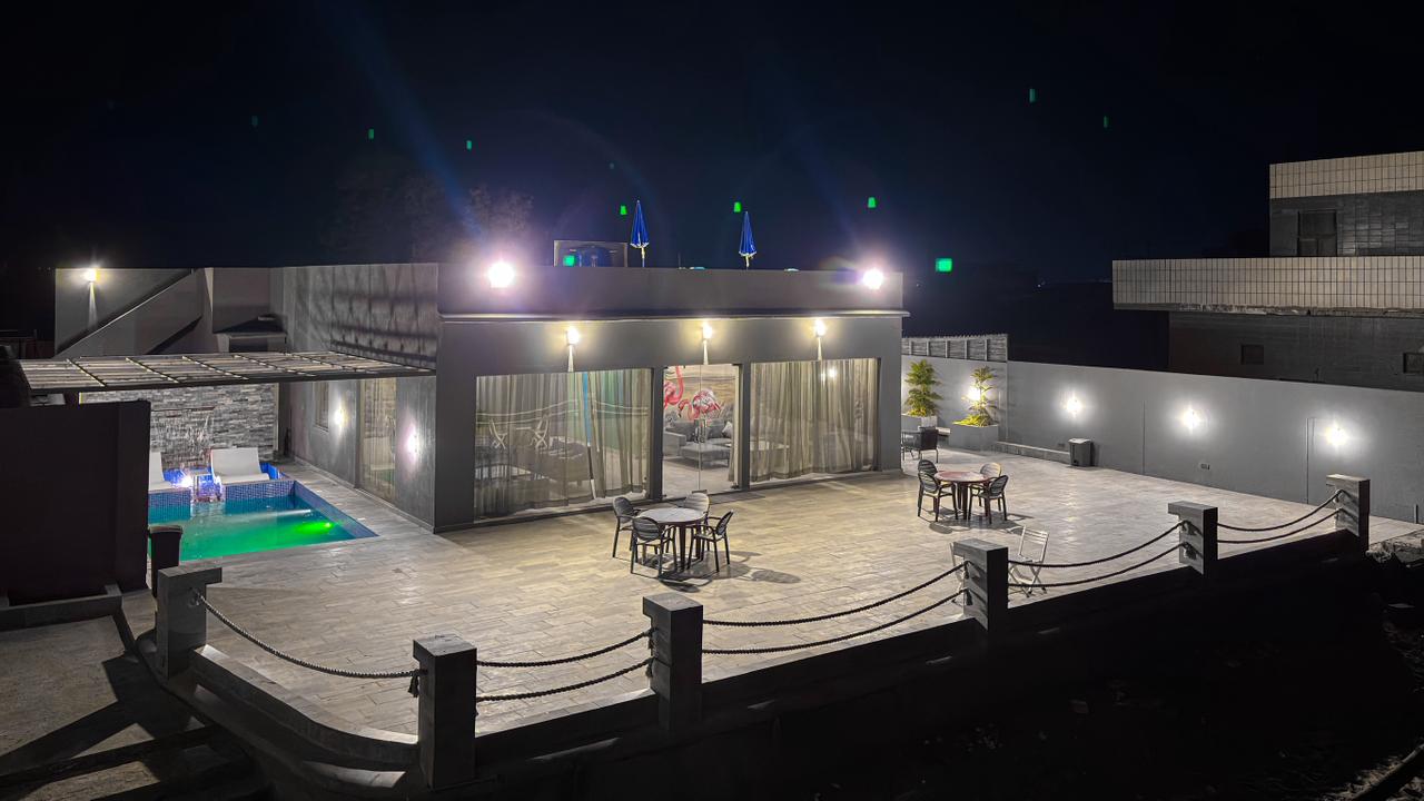 The Flamingo Beach Hut A-8 gallery photo 14