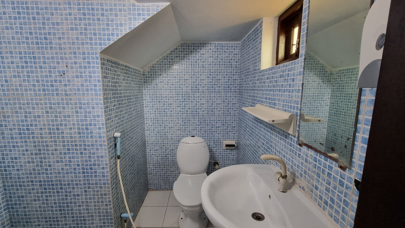 The Beach Hut A-18 gallery photo 17