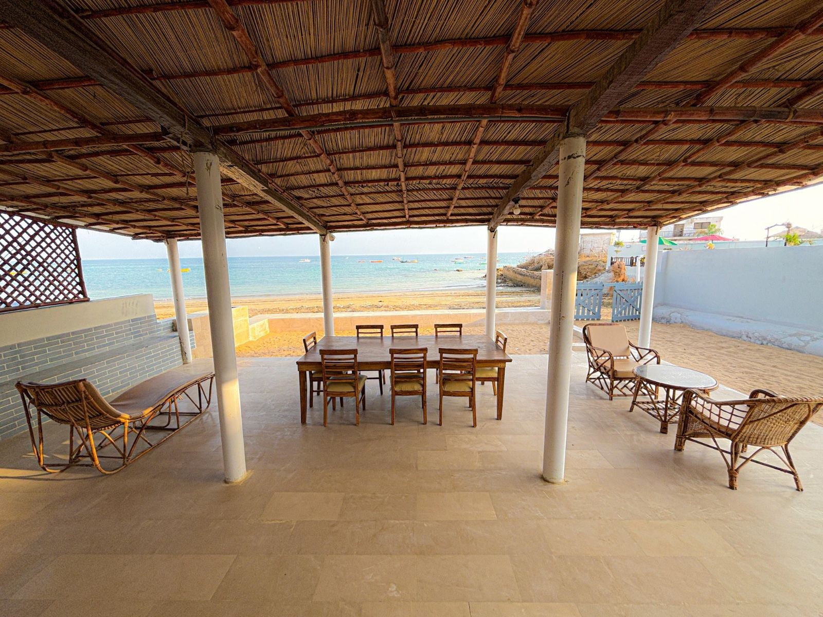 The Bayfront Beach Hut B-2 – Double-Story gallery photo 8