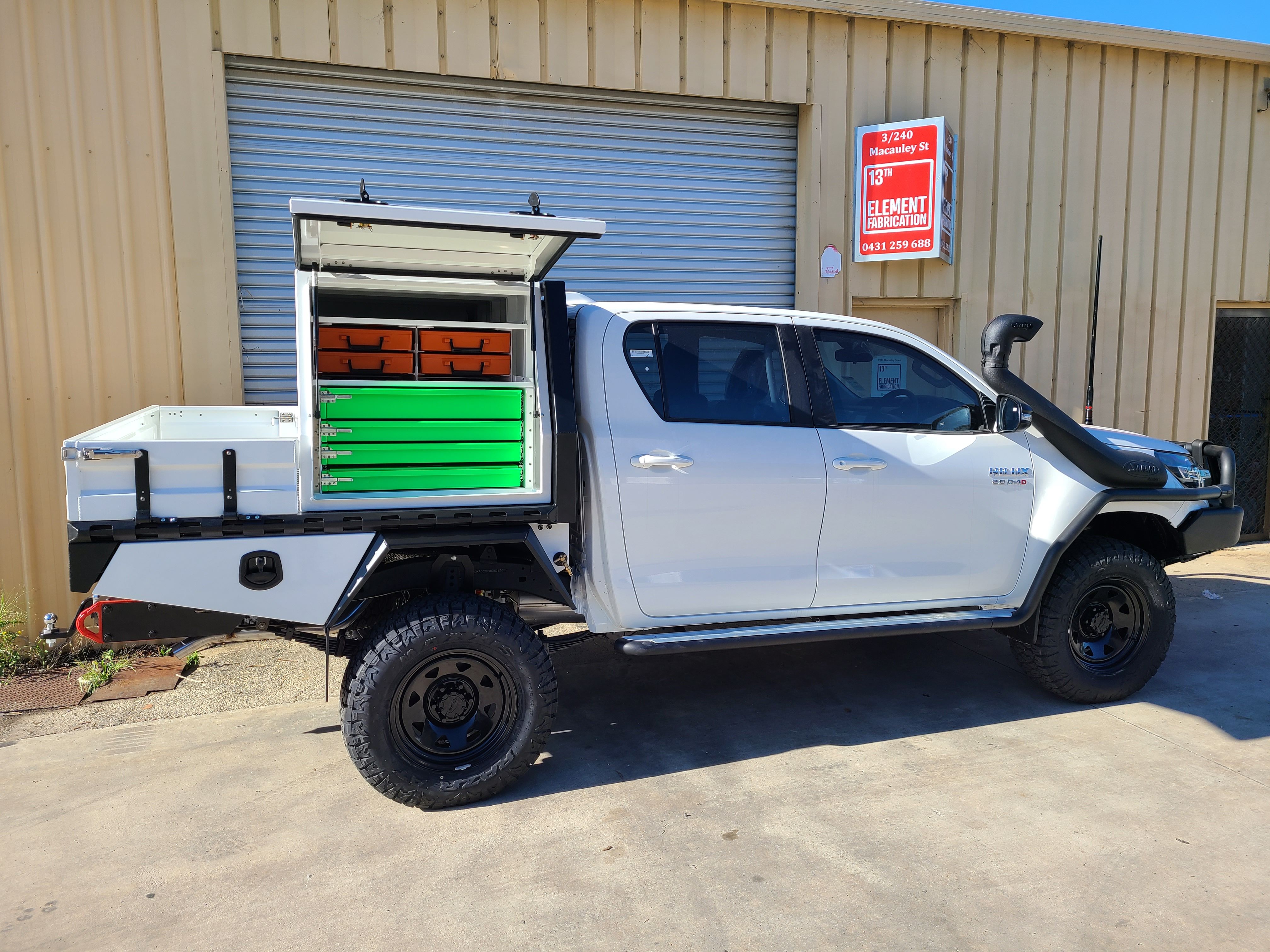 ute trays and canopies