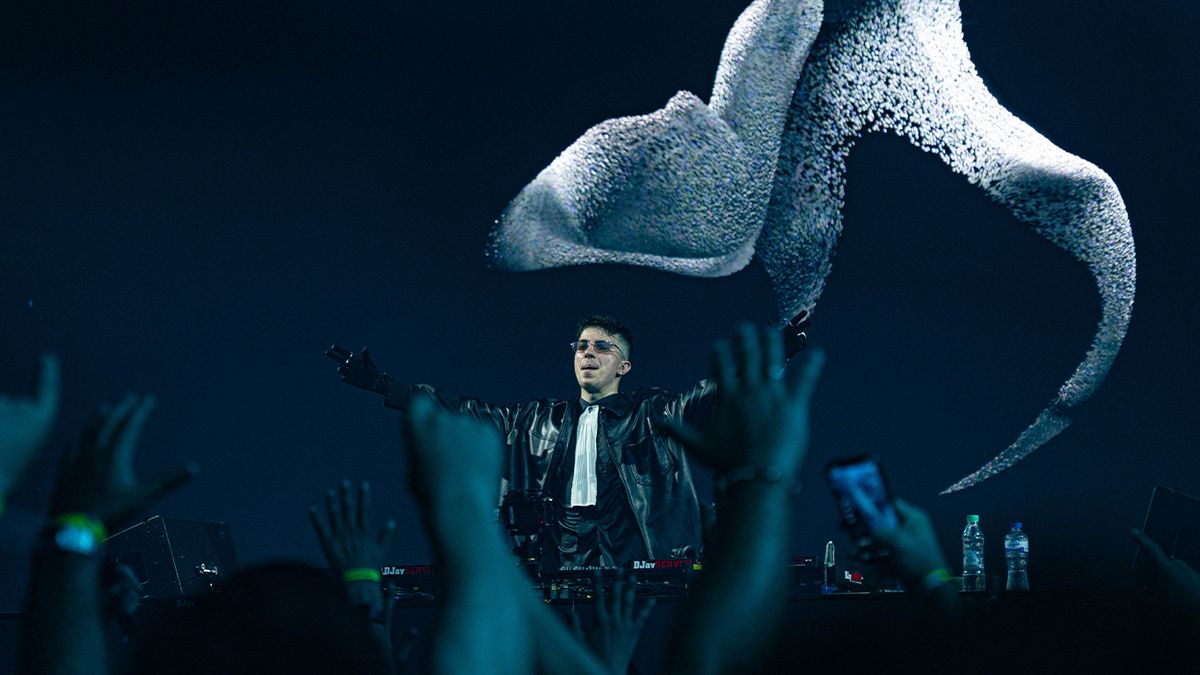 19:26 trae su show "The Passage" a Buenos Aires