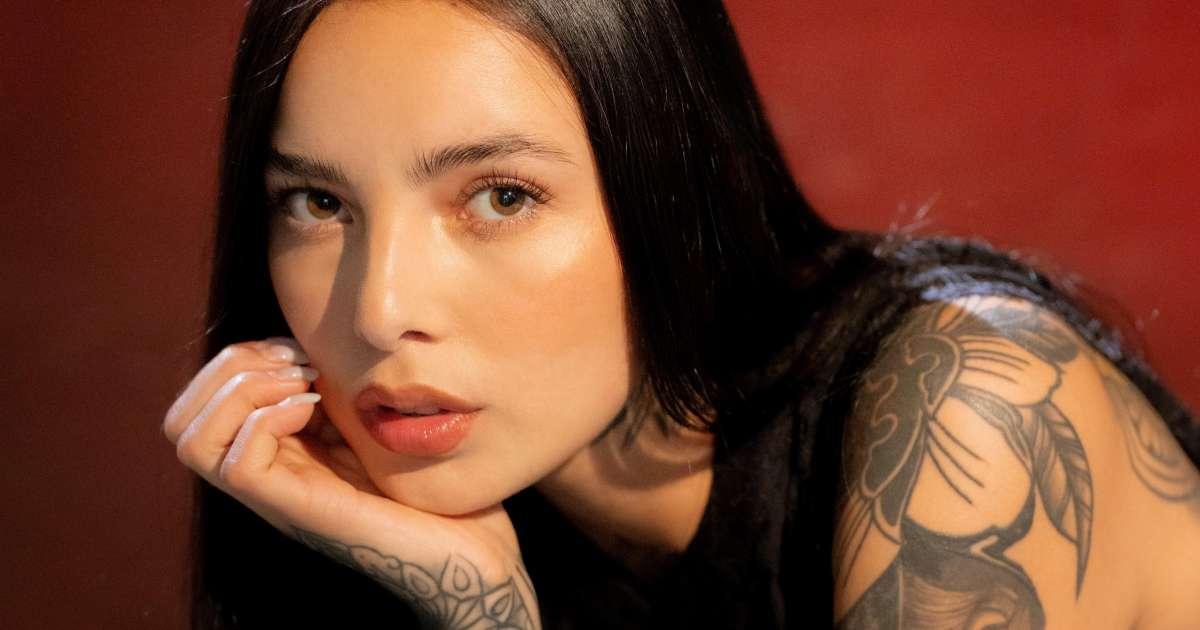 Briela Veneno on Moving Countries, Keeping Identity