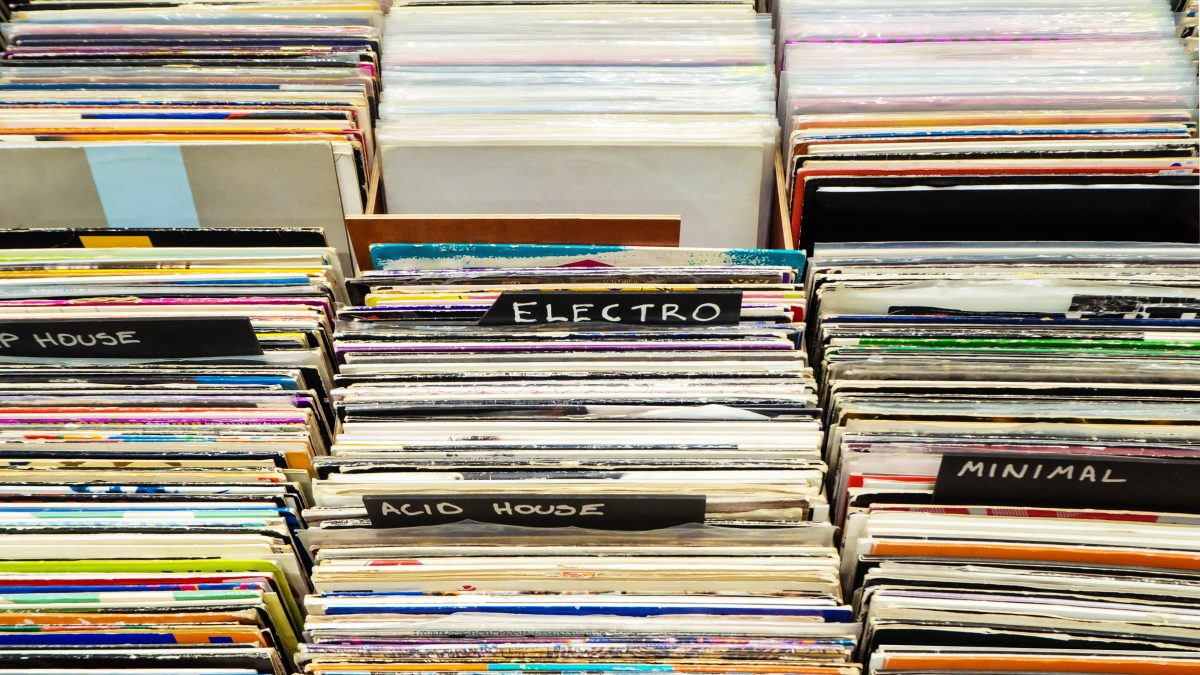 Cómo descubrir música que te mueva (y disfrutar el proceso)