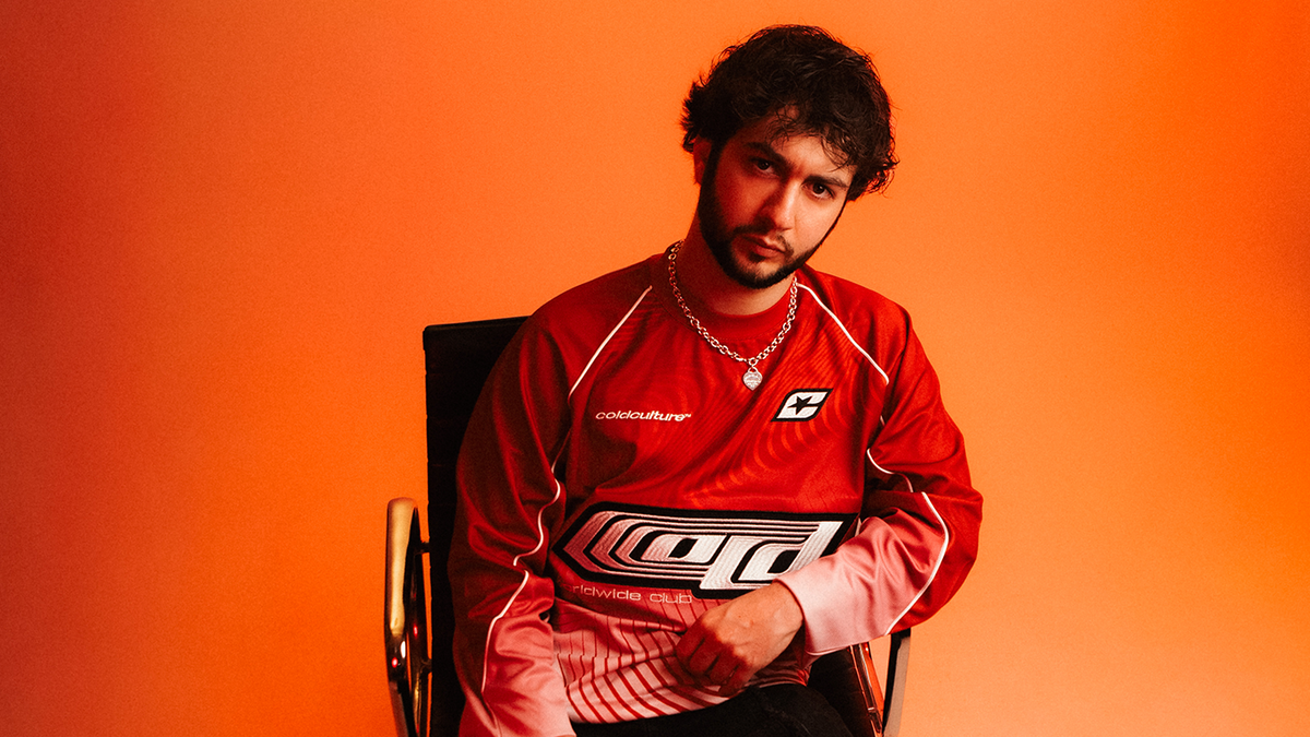 Slow Burn: el nuevo EP de 4000 Hz que llega a Teletech Records