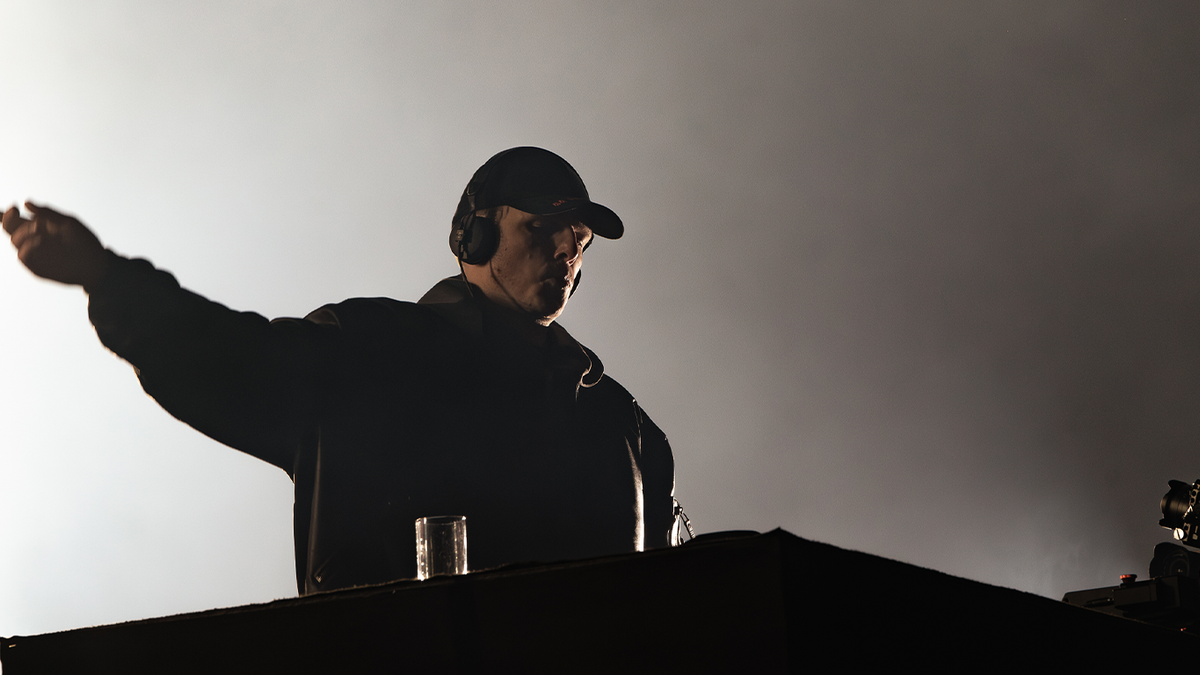 Kevin de Vries vuelve a Buenos Aires con line up completo