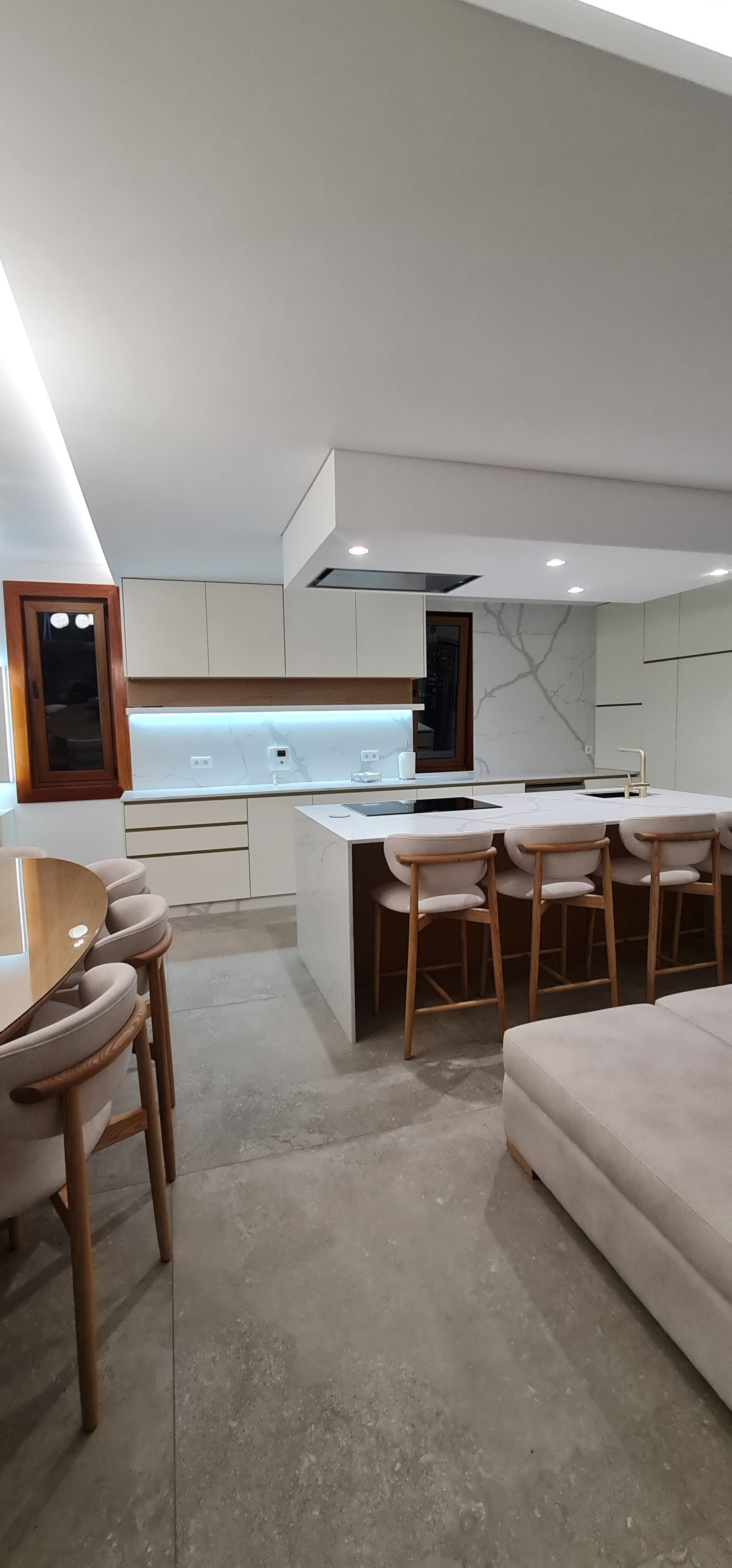 MC Ocidente Charmoso