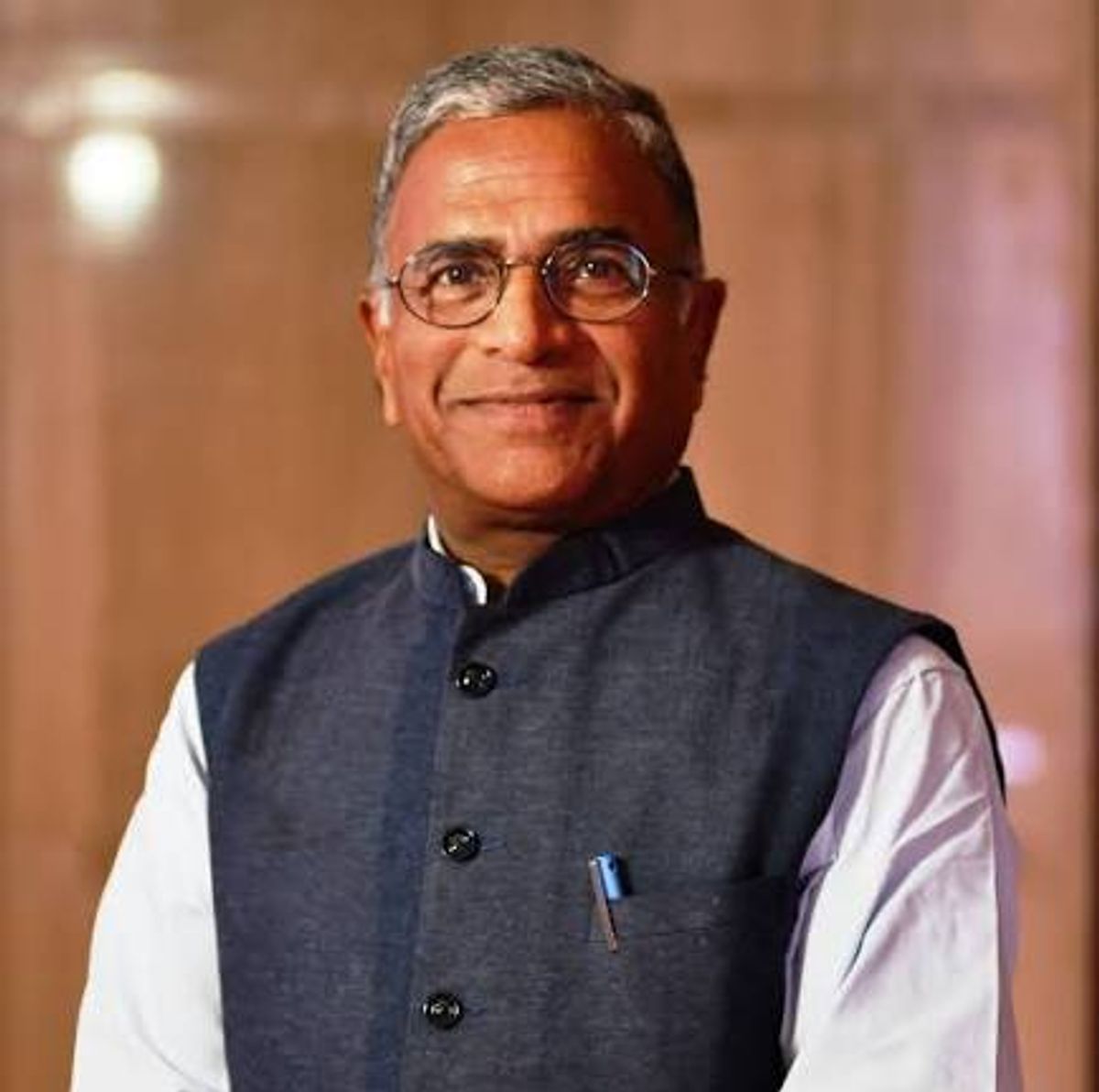 Sh. Harivansh Narayan Singh