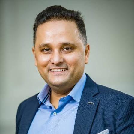 Sh. Amish Tripathi