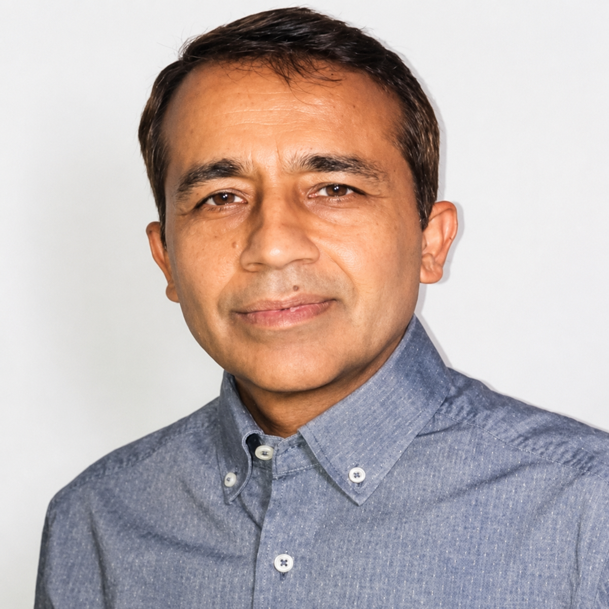 Sh. Prakash Ambwani