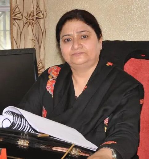 Prof. Nilofer Khan
