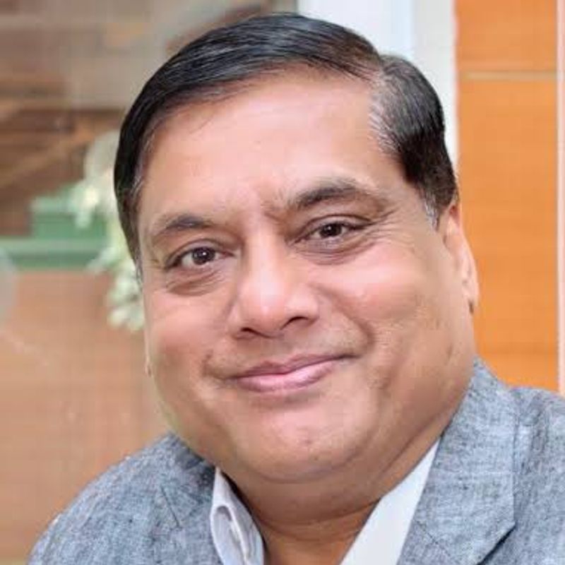 Dr. Kumar Mahesh