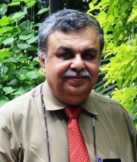 Dr. Dilip Nandkeolyar