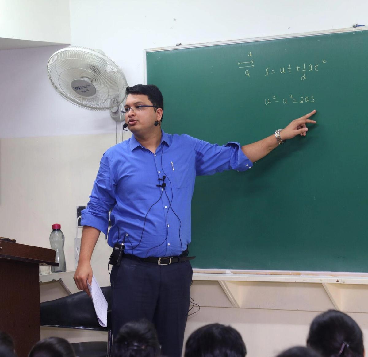 Sh. Nitin Vijay