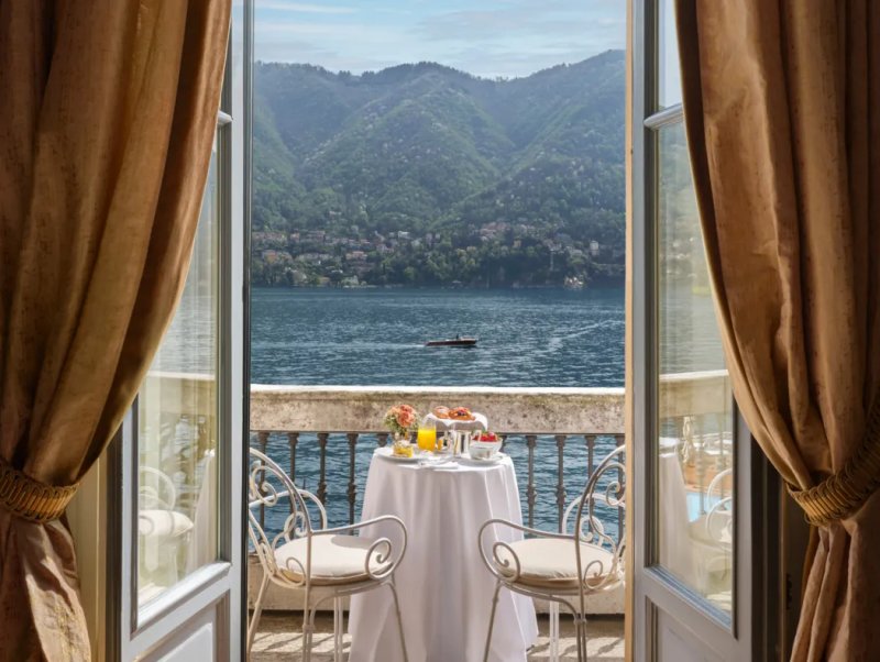 Balcony Breakfast Lake View