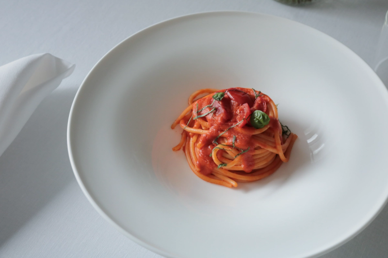 Spaghetti al Pomodoro at Casa Fantini Lake Time