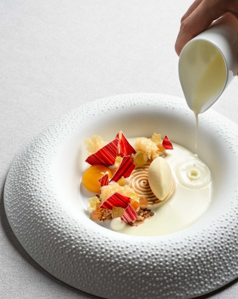 Fine dining presentation at Villa Crespi