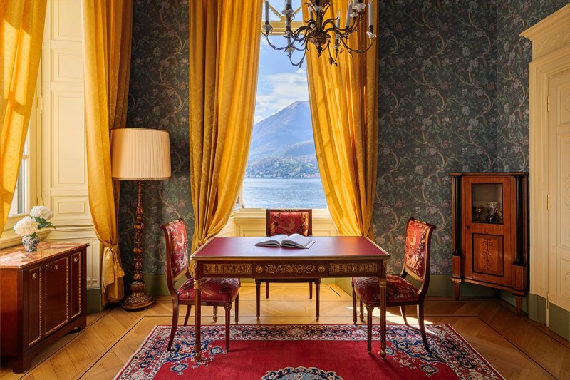 Luxury suite at Grand Hotel Villa Serbelloni