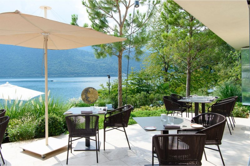 Panoramic lake views from Cannavacciuolo by the Lake terrace