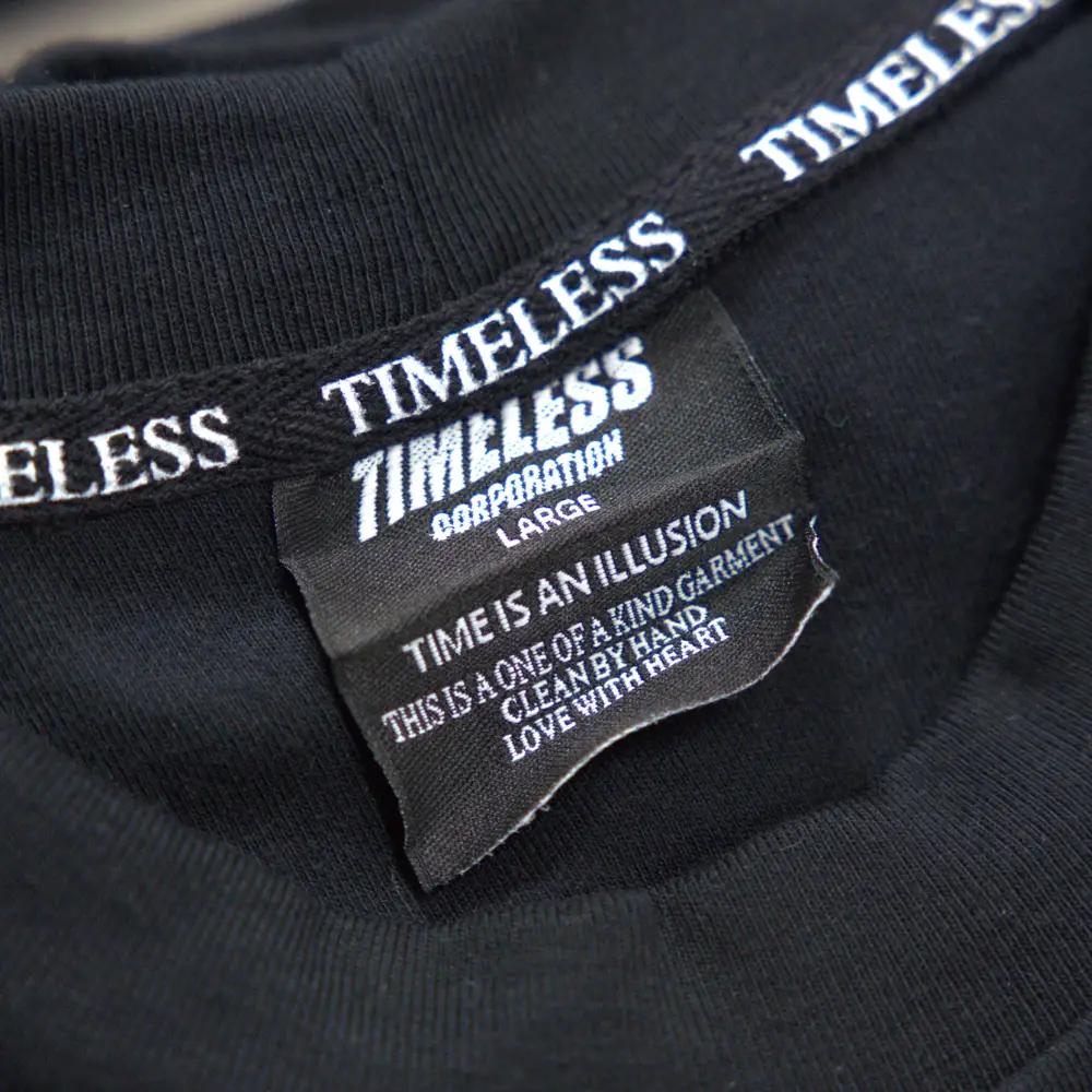 Custom Screen Printing for LA Apparel 1801GD: Elevate Streetwear Style 2