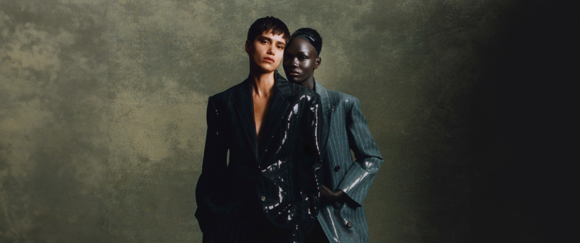 La bohème: Noir-esque evening wear collections