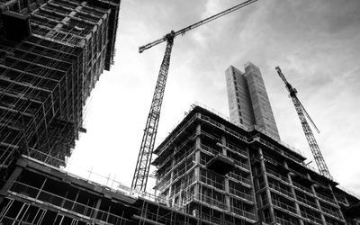 Bid Bond vs Performance Bond: How They Work Together on Ontario Construction Projects