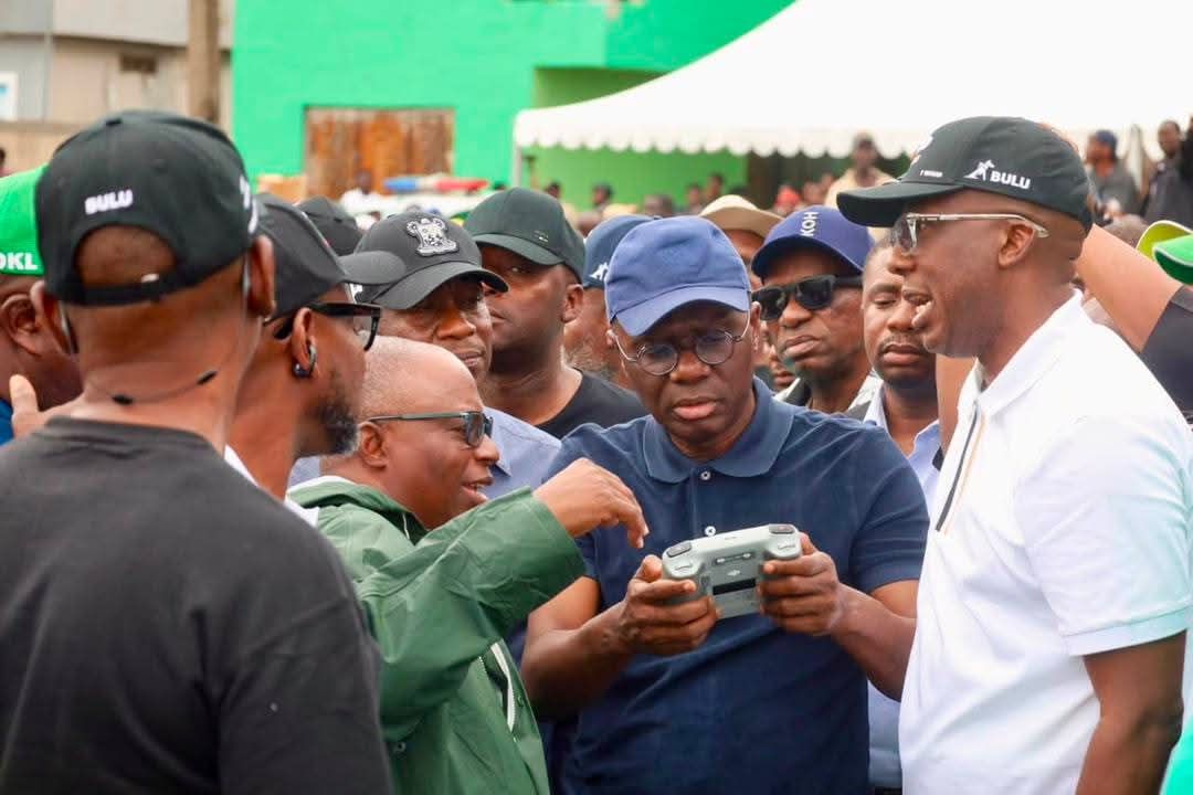 OLOWA RECEIVES SANWO-OLU, DEPUTY GOVERNOR, OTHERS AS LAGOS INTENSIFIES FLOOD RESPONSE IN GBETU-IWEREKUN