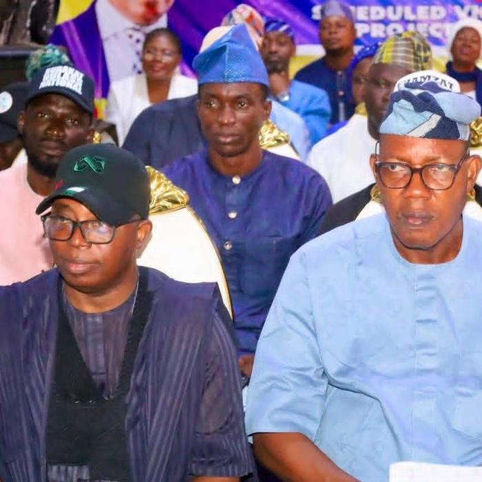 LAHA COMMITTEE ON LOCAL GOVERNMENT AND CHIEFTAINCY AFFAIRS COMMEND HON. OLOWA DURING OVERSIGHT VISIT TO IBEJU-