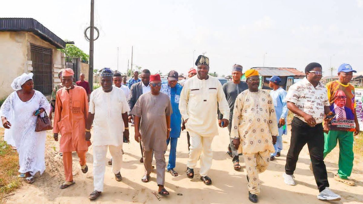 HON. ABDULLAHI SESAN OLOWA ENGAGES OKEGUN-BAALE COMMUNITY, ASSURES SWIFT DELIVERY OF TRANSFORMER AND INFRASTRUCTURE UPGRADES