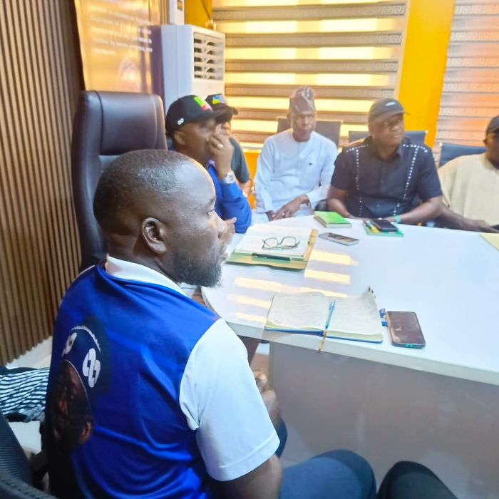 OLOWA TURNS FLOOD CHALLENGE INTO COLLABORATION AS DREDGERS PLEDGE OMU CREEK DREDGING, ROAD INFRASTRUCTURE SUPP