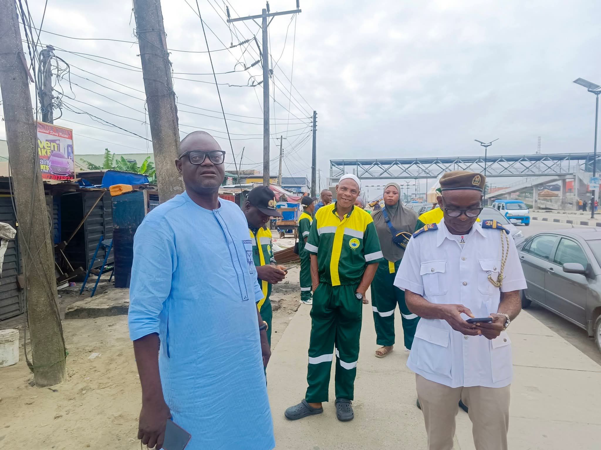 IBEJU-LEKKI MAKES A STATEMENT FOR CLEANER LAGOS AS FIRST LADY, DR. IBIJOKE SANWOOLU, MRS OLUREMI HAMZAT, TOKUN