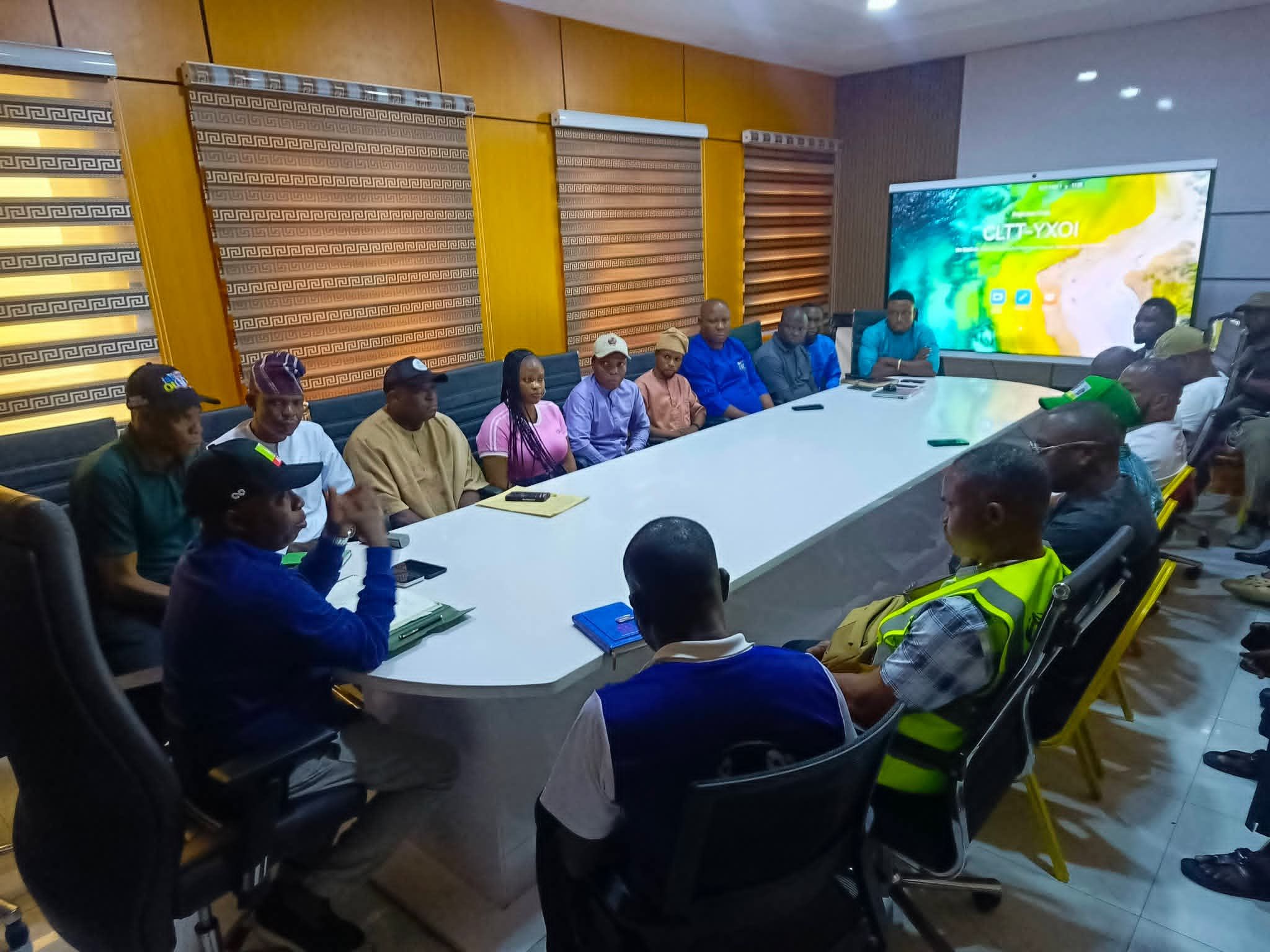 OLOWA TURNS FLOOD CHALLENGE INTO COLLABORATION AS DREDGERS PLEDGE OMU CREEK DREDGING, ROAD INFRASTRUCTURE SUPP