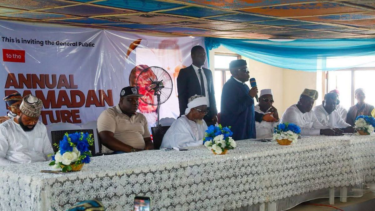 H.E ALHAJI OLABODE KASHIF OYEDELE (FCA), HOSTS ANNUAL RAMADAN LECTURE