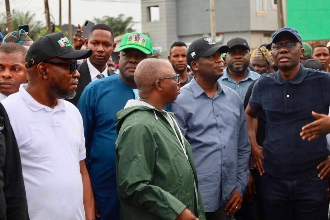 OLOWA RECEIVES SANWO-OLU, DEPUTY GOVERNOR, OTHERS AS LAGOS INTENSIFIES FLOOD RESPONSE IN GBETU-IWEREKUN