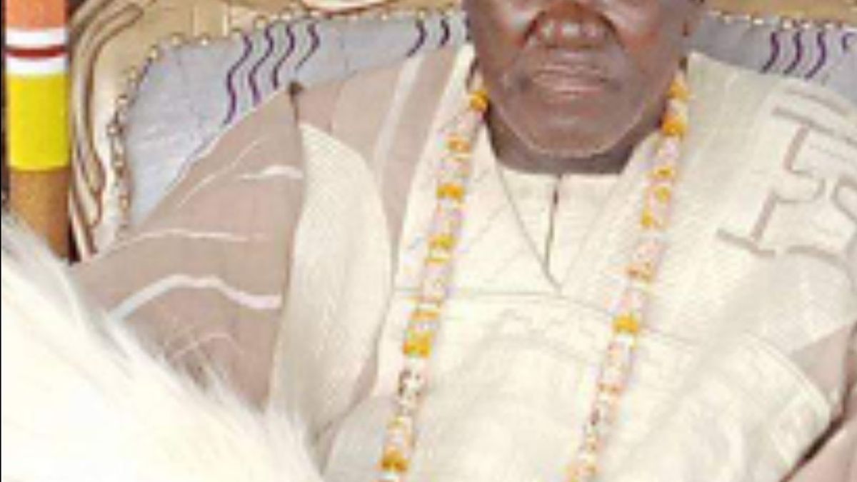 HRM OBA LAMORIU KAYODE NOSIRU ISIAKA (THE OLUMOPO OF MOPO-IJEBU LAND)