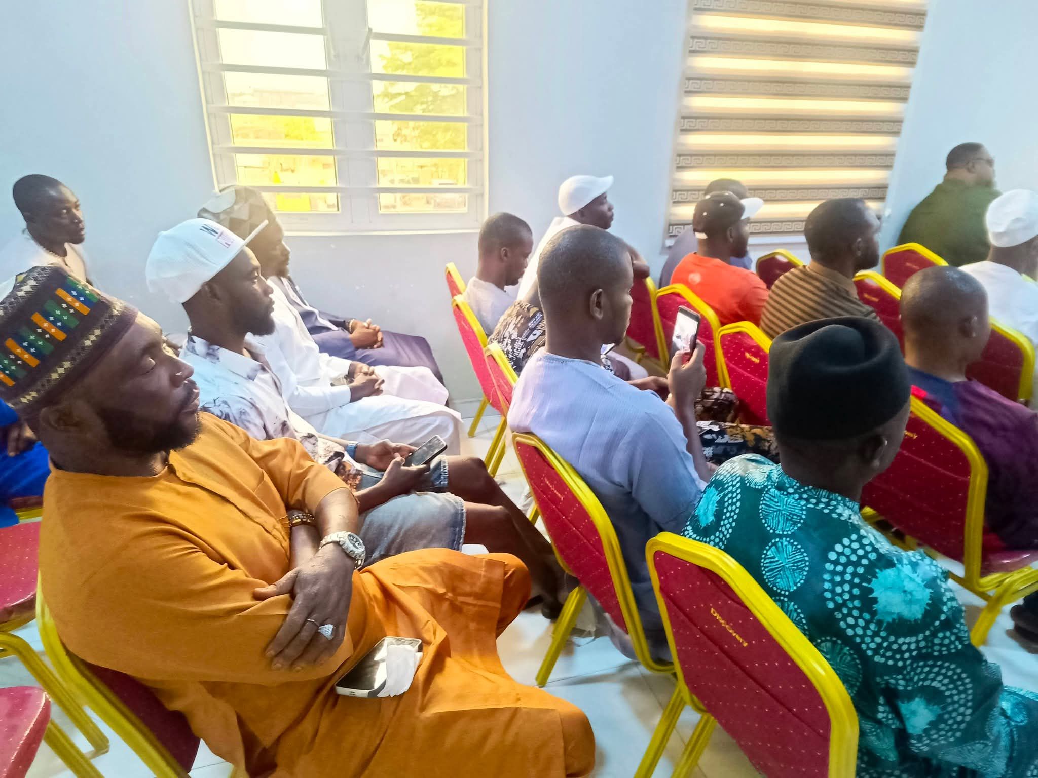 HON. OLOWA STEPS UP SECURITY MEASURES; MEETS WITH TRICYCLE, MOTORCYCLE, AND NURTW UNIT CHAIRMEN IN IBEJU-LEKKI