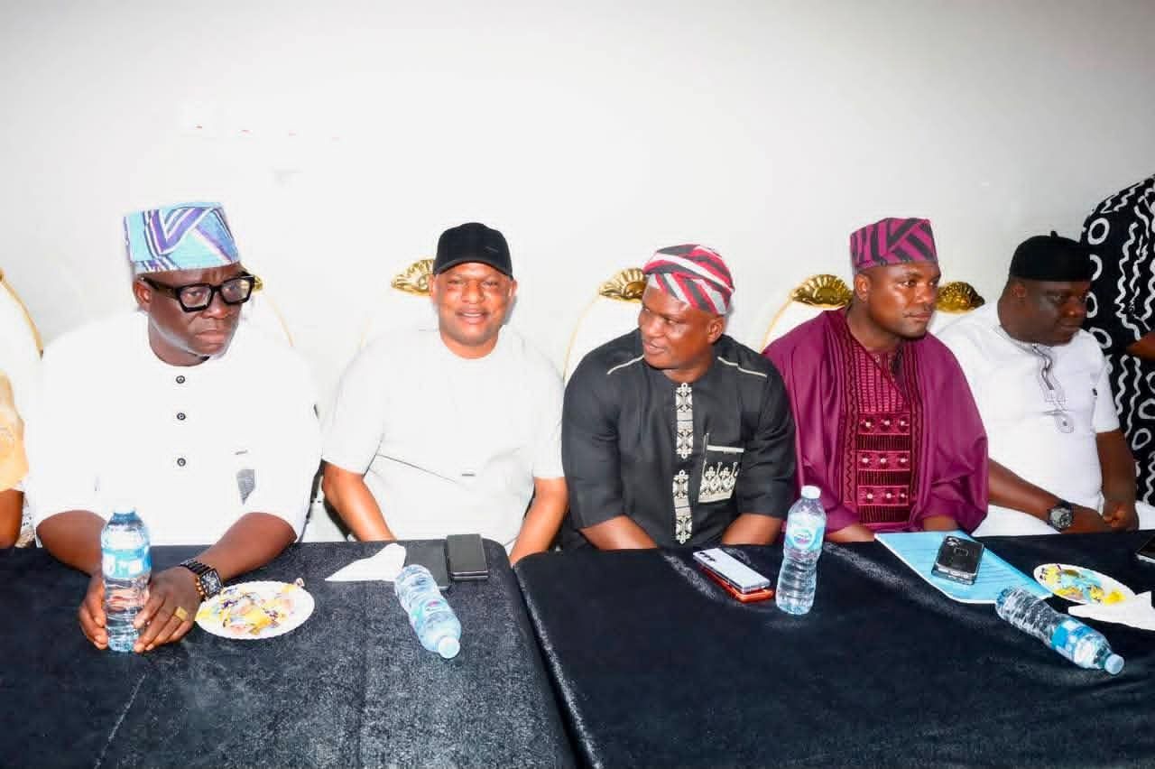 LAHA COMMITTEE ON LOCAL GOVERNMENT AND CHIEFTAINCY AFFAIRS COMMEND HON. OLOWA DURING OVERSIGHT VISIT TO IBEJU-