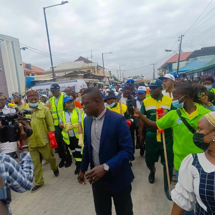 IBEJU-LEKKI MAKES A STATEMENT FOR CLEANER LAGOS AS FIRST LADY, DR. IBIJOKE SANWOOLU, MRS OLUREMI HAMZAT, TOKUN