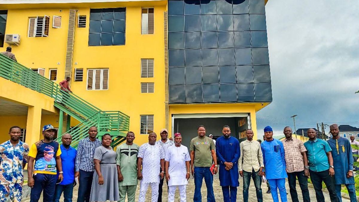 FG SET TO CONSTRUCT 2 X 7.5 MVA INJECTION SUBSTATION AND 5O KM 33 KV DEDICATED LINE IN IBEJU - LEKKI: AS LOCAL GOVERNMENT DONATES LAND FOR PROJECT