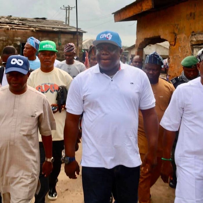 AKODO FLOOD CHALLENGE: CHAIRMAN OLOWA ASSESSES SITUATION, REITERATES ADMINISTRATION'S RESPONSIVENESS