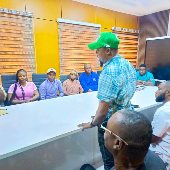 OLOWA TURNS FLOOD CHALLENGE INTO COLLABORATION AS DREDGERS PLEDGE OMU CREEK DREDGING, ROAD INFRASTRUCTURE SUPP