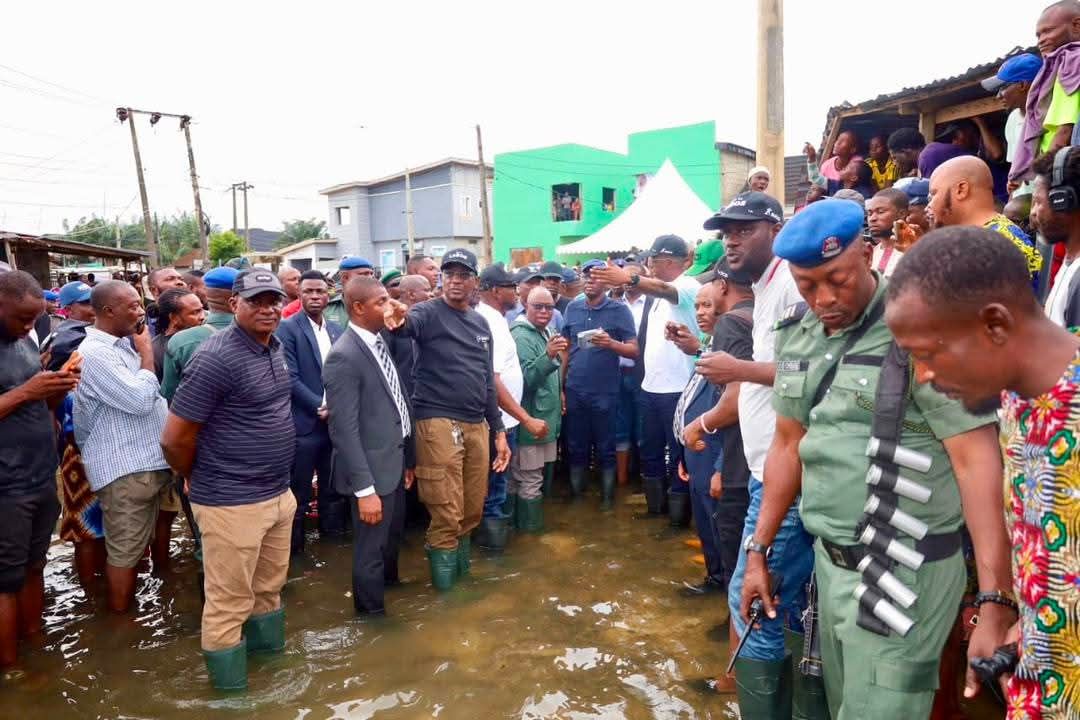 OLOWA RECEIVES SANWO-OLU, DEPUTY GOVERNOR, OTHERS AS LAGOS INTENSIFIES FLOOD RESPONSE IN GBETU-IWEREKUN