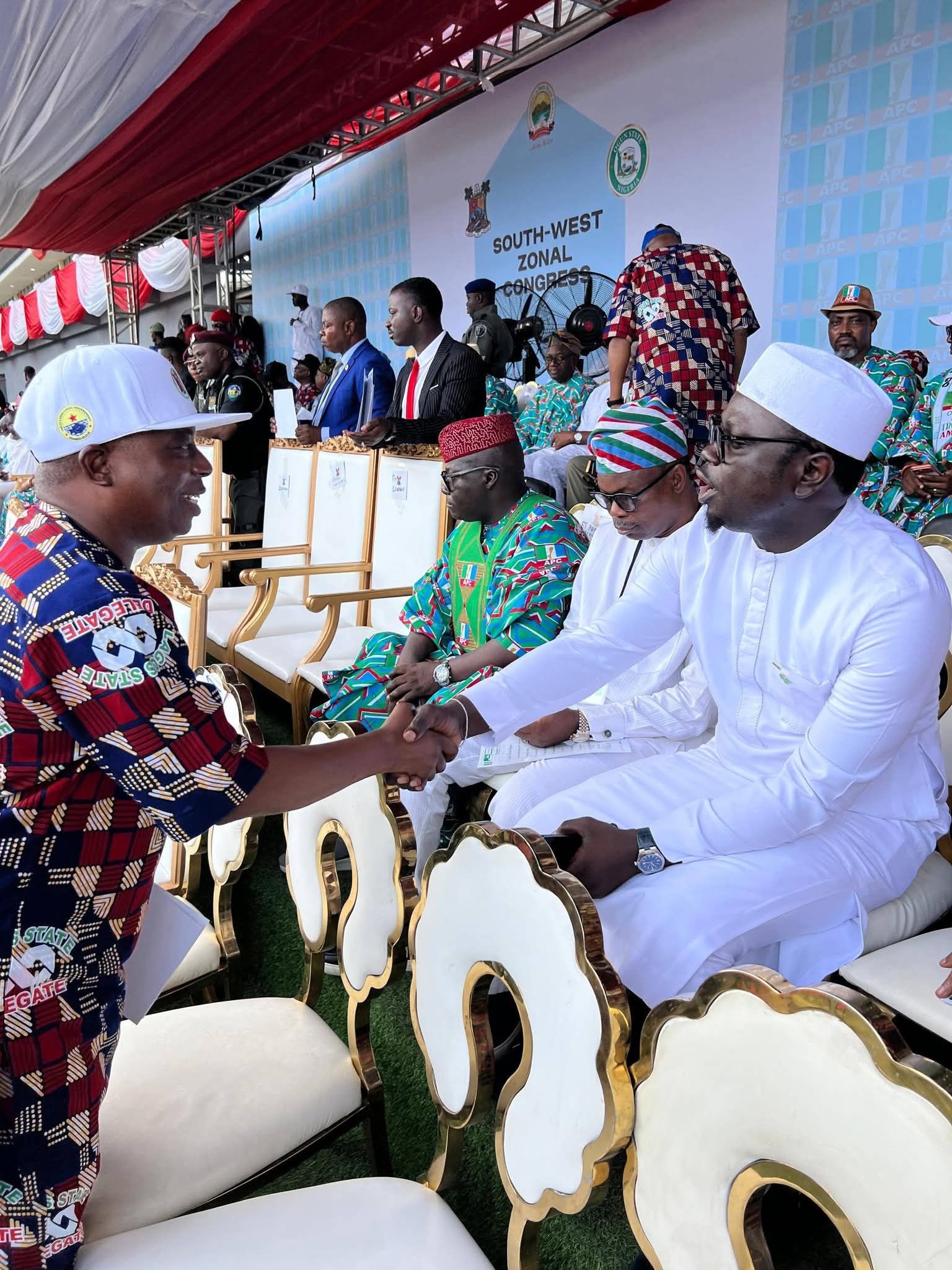 HON. (ENGR.) ABDULLAHI SESAN OLOWA ATTENDS APC SOUTH-WEST ZONAL CONGRESS IN LAGOS