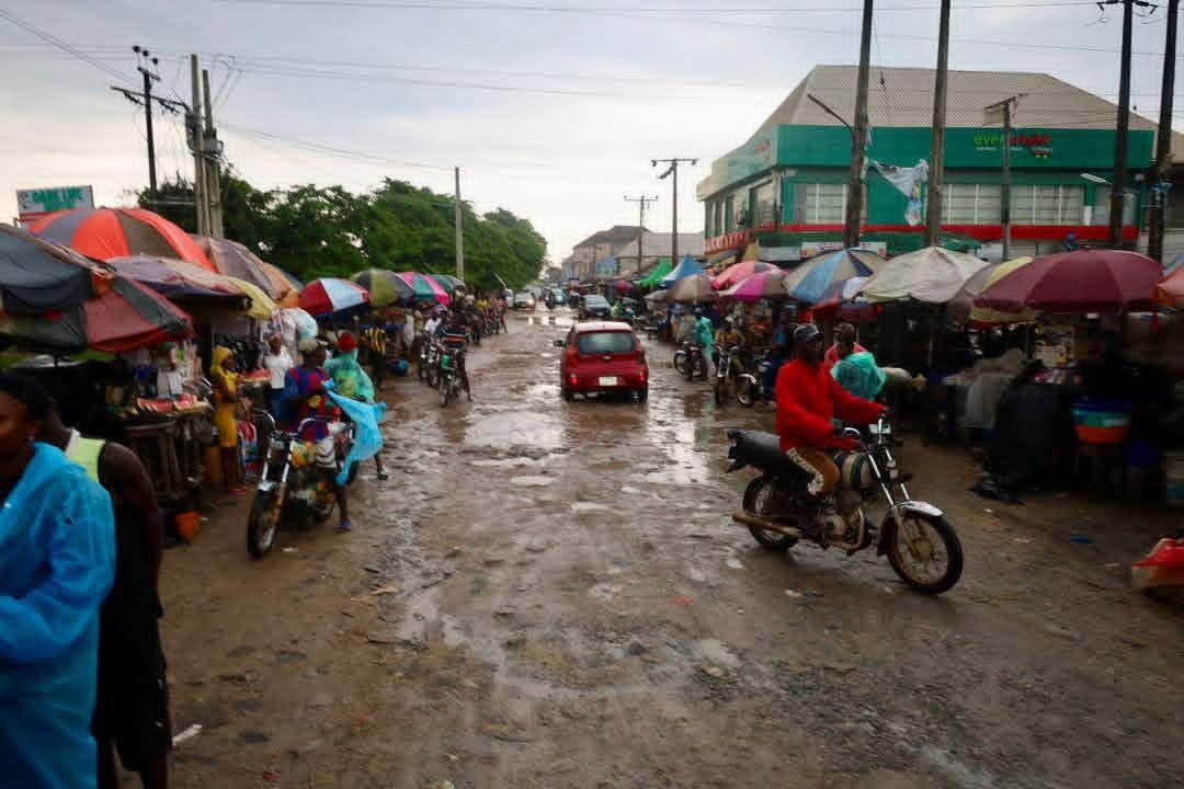 HON. OLOWA INSPECTS ONGOING AND PROPOSED INFRASTRUCTURAL PROJECTS ACROSS IBEJU-LEKKI