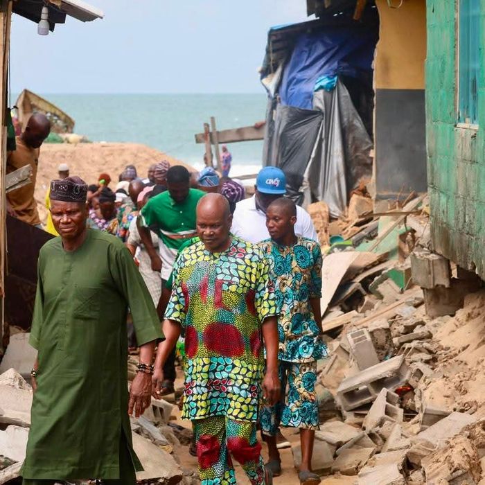 AKODO FLOOD CHALLENGE: CHAIRMAN OLOWA ASSESSES SITUATION, REITERATES ADMINISTRATION'S RESPONSIVENESS