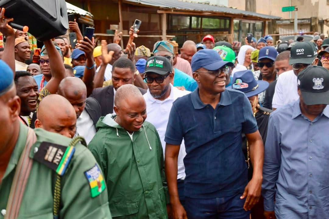 OLOWA RECEIVES SANWO-OLU, DEPUTY GOVERNOR, OTHERS AS LAGOS INTENSIFIES FLOOD RESPONSE IN GBETU-IWEREKUN