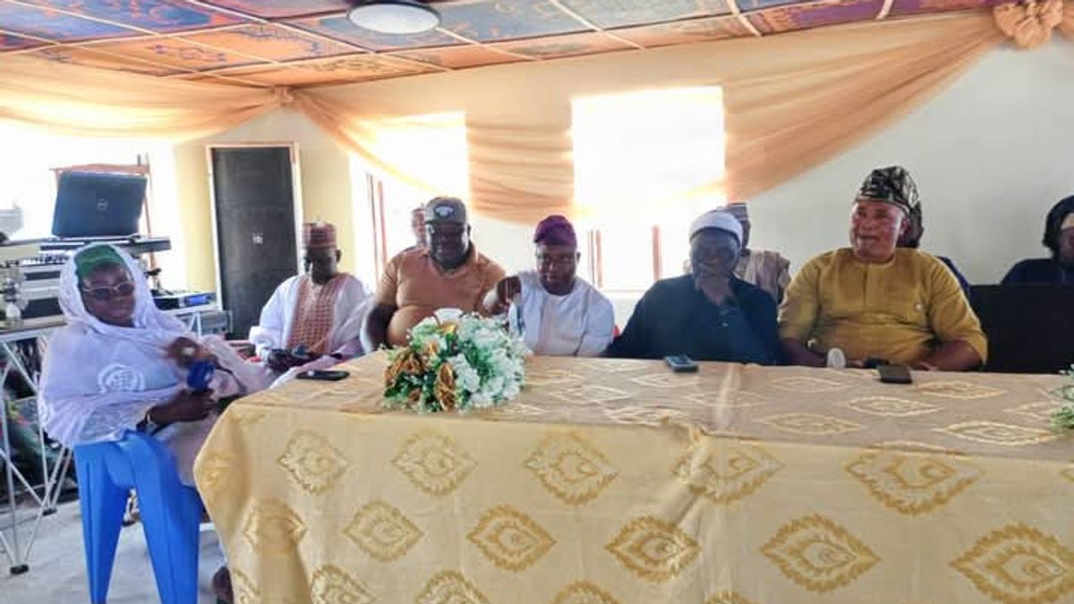 HON. OLOWA ATTENDS ANNUAL RAMADAN LECTURE